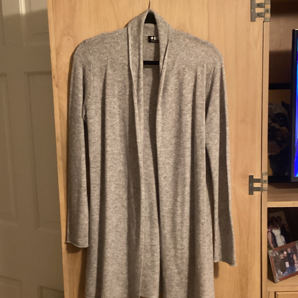 Elegant Gray Women's Cardigan Sweater